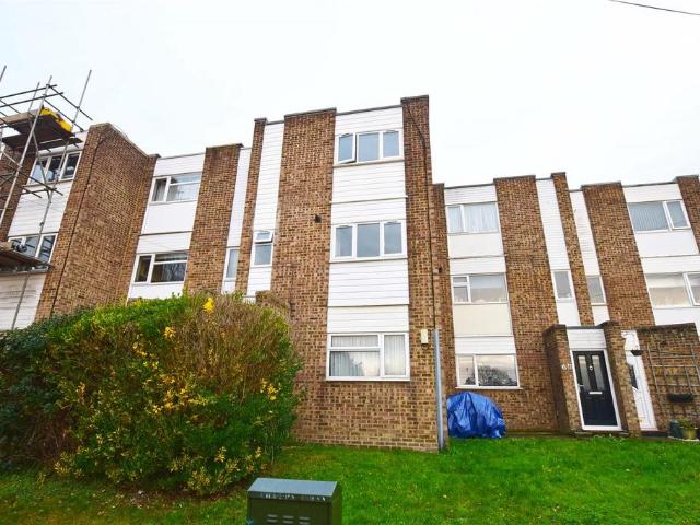 Flat for sale in Gillingham