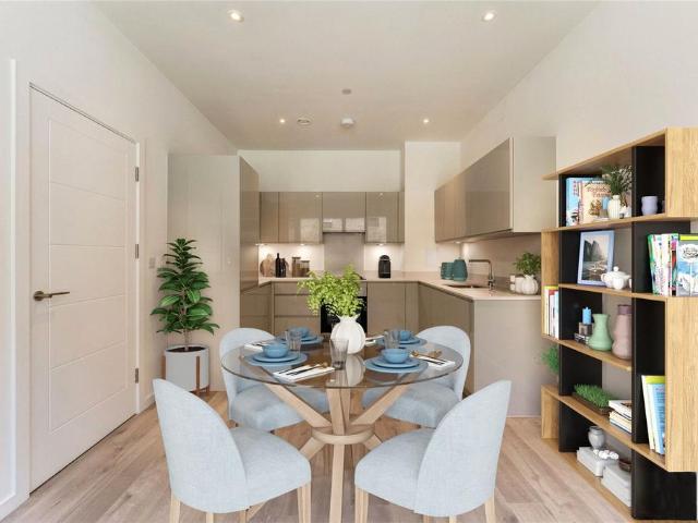 Flat for sale in Upper Edmonton, Greater London