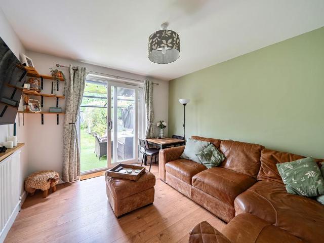 Flat for sale in Preston, Greater London