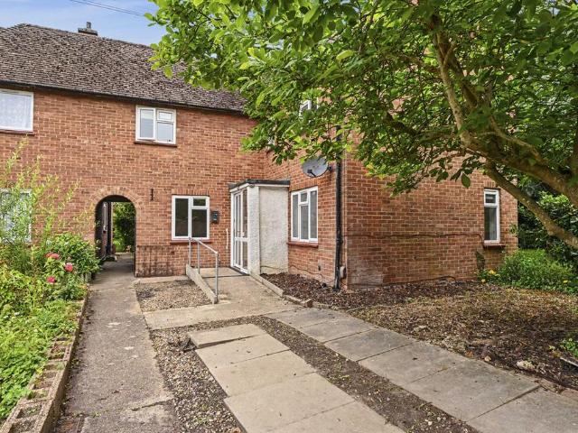 Flat for sale in Amersham