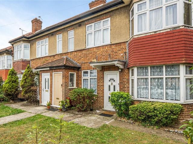Flat for sale in London Borough of Barnet, Greater London