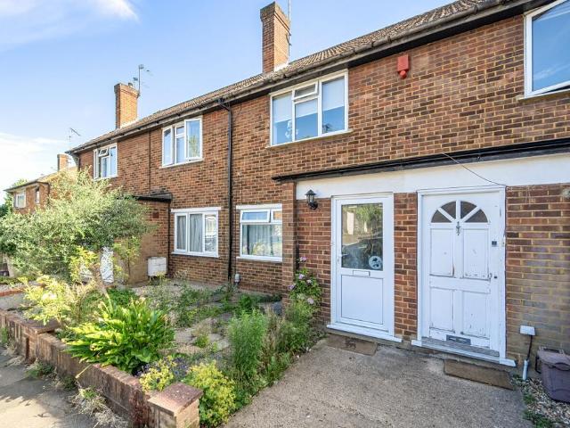 Flat for sale in Southgate, Oakwood