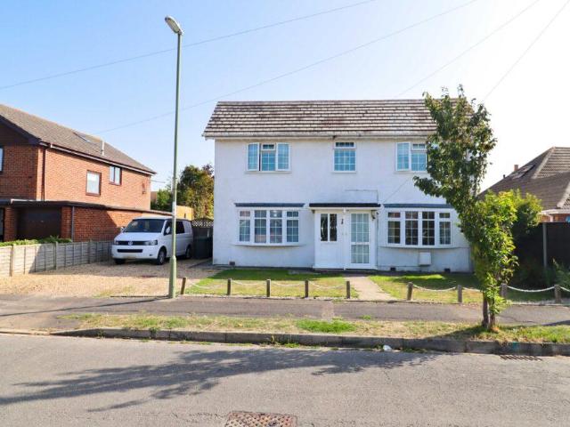 Flat for sale in Spring Vale, Hampshire