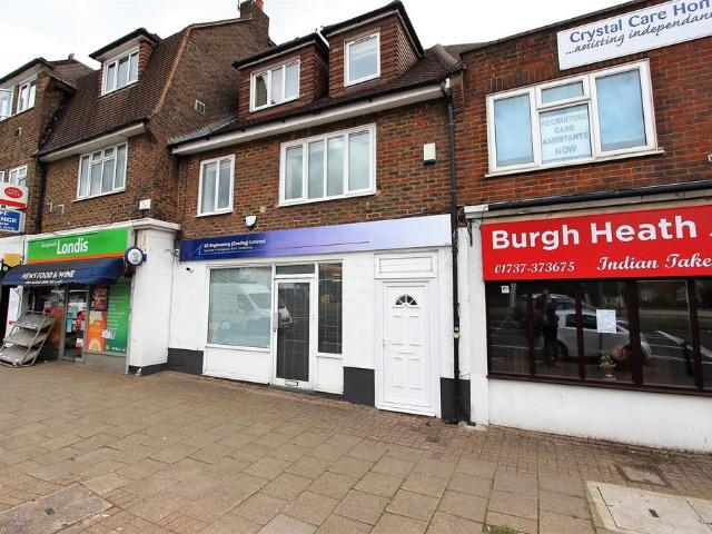 Flat for sale in Red Hill, Surrey