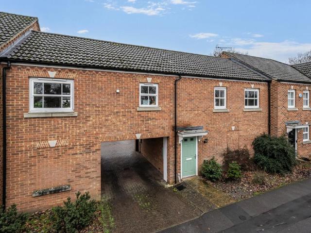 Flat for sale in Wokingham, Isle Of Man