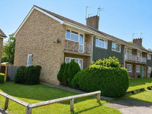 Flat for sale in Vinters Park, Midway