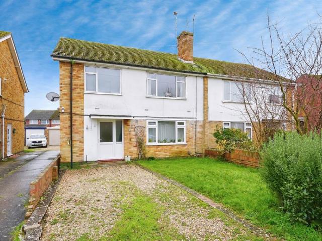 Flat for sale in Berrick Salome, Oxfordshire