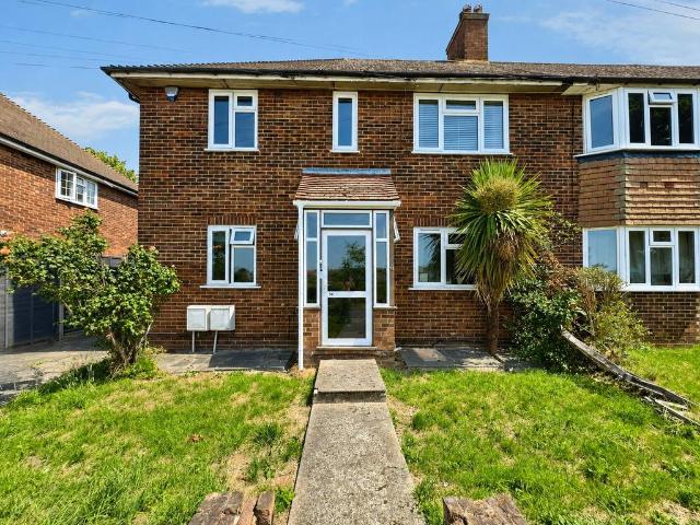 Flat for sale in Coldharbour, Greater London