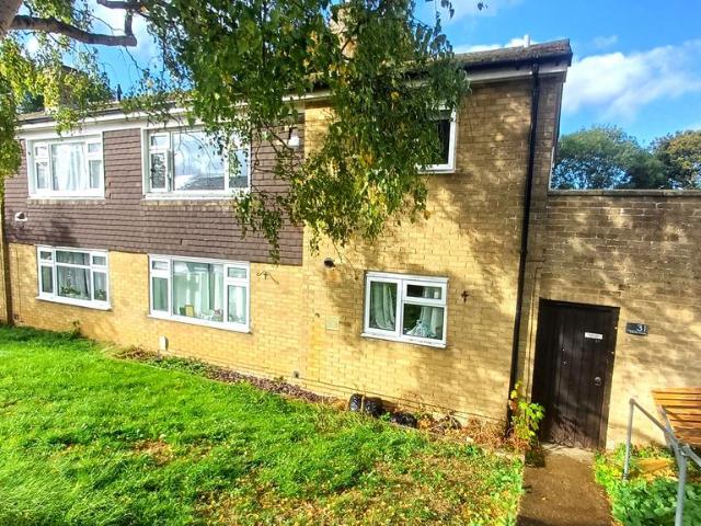 Flat for sale in Chipping Norton, West Oxfordshire