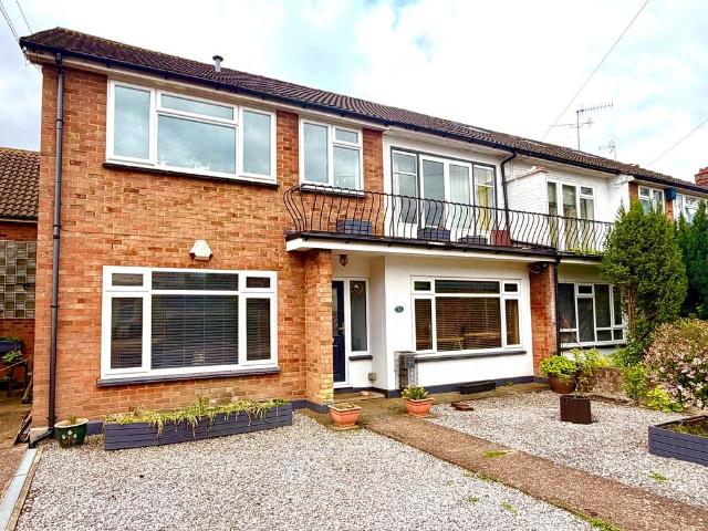 Flat for sale in North Watford