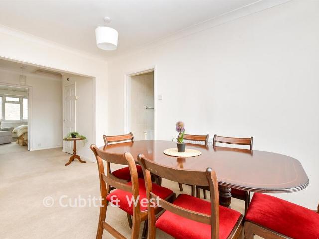 Flat for sale in Nork, Red Hill