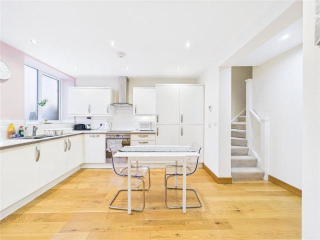Flat for sale in Feckenham, City Of Bristol