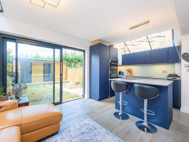 Flat for sale in London Borough of Barnet, Greater London