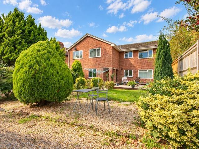 Flat for sale in Bitterne Park, Southampton