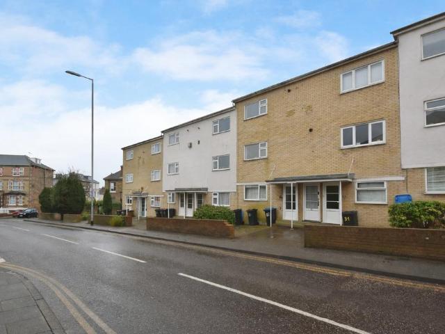 Flat for sale in Dumpton Gap, Acol
