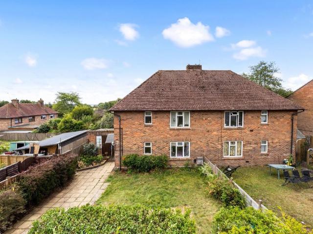 Flat for sale in Alderbrook, Cross In Hand