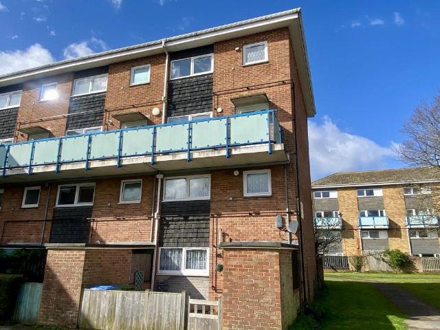 Flat for sale in West End, Fareham