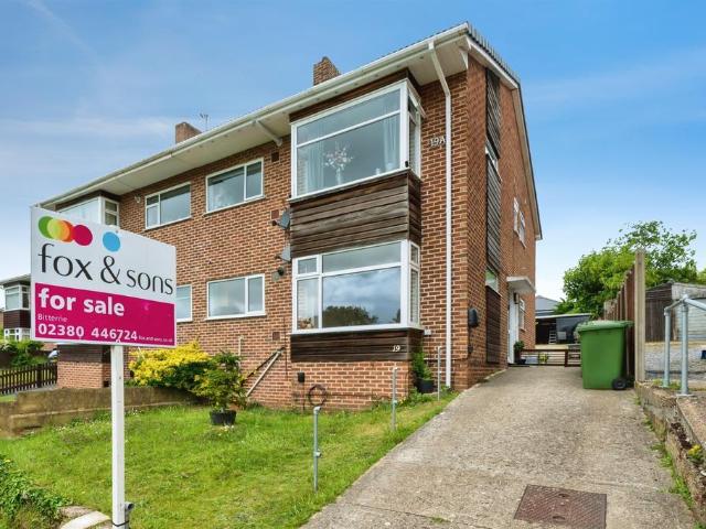 Flat for sale in Sholing, Isle Of Man