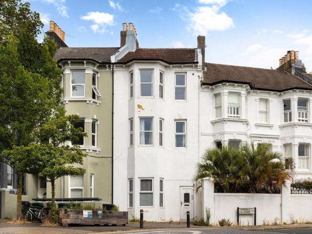 Flat for sale in Round Hill, Brighton & Hove