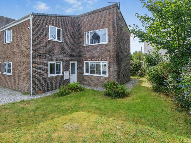 Flat for sale in Dobwalls, Cornwall