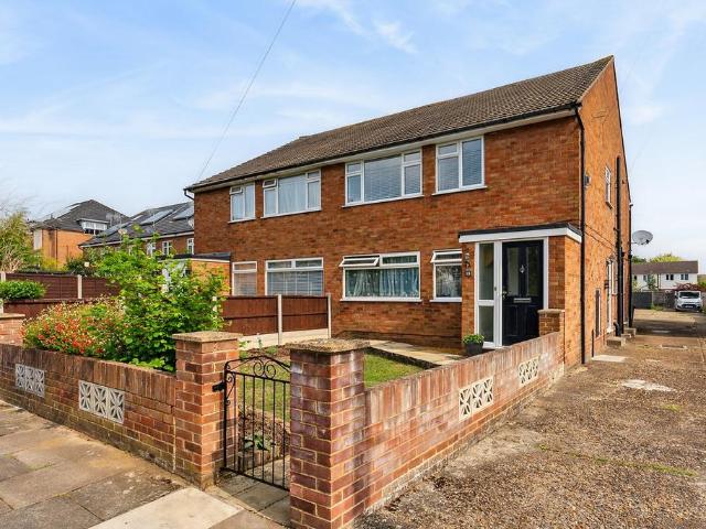 Flat for sale in Lower Halliford, Surrey