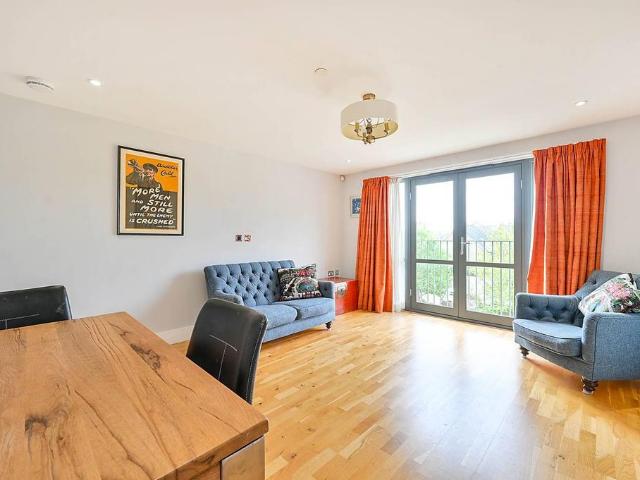 Flat for sale in Hampton, Isle Of Man