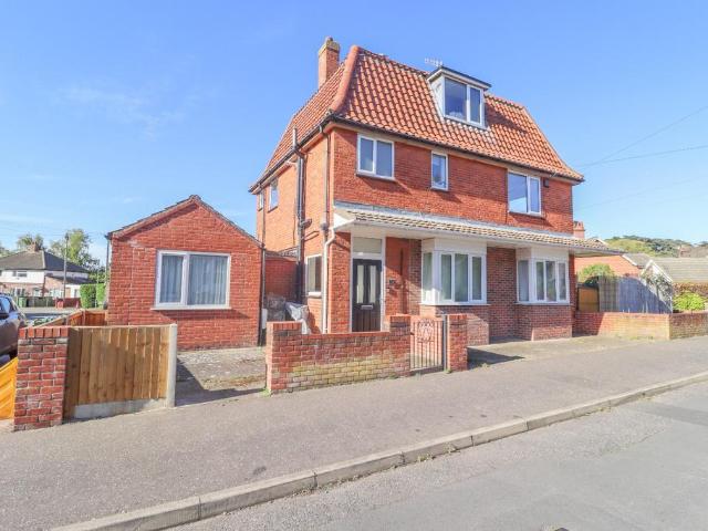 Flat for sale in Comers, Norfolk