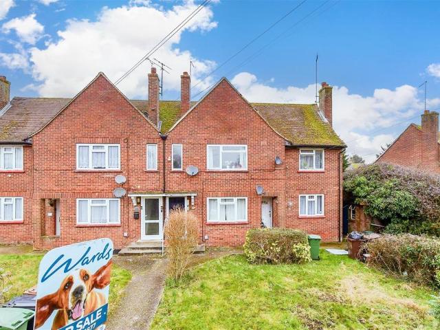 Flat for sale in Midway, Kent