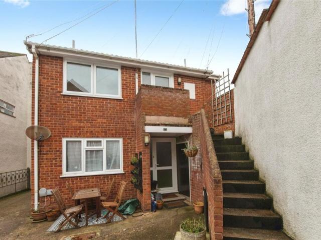 Flat for sale in Withycombe, Budlake