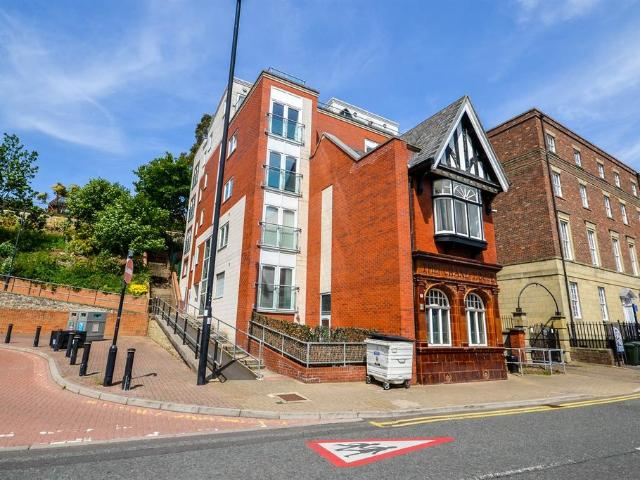 Flat for sale in Chirton, North Shields