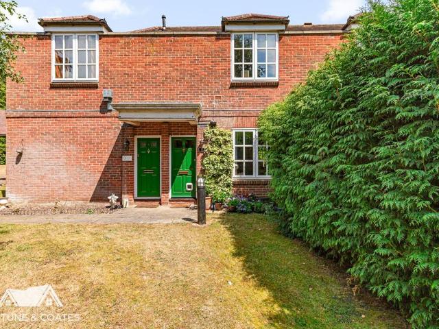 Flat for sale in Colliers End, Hertfordshire