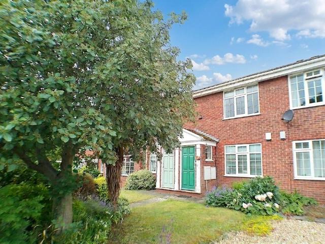 Flat for sale in Barton In Fabis, East Midlands