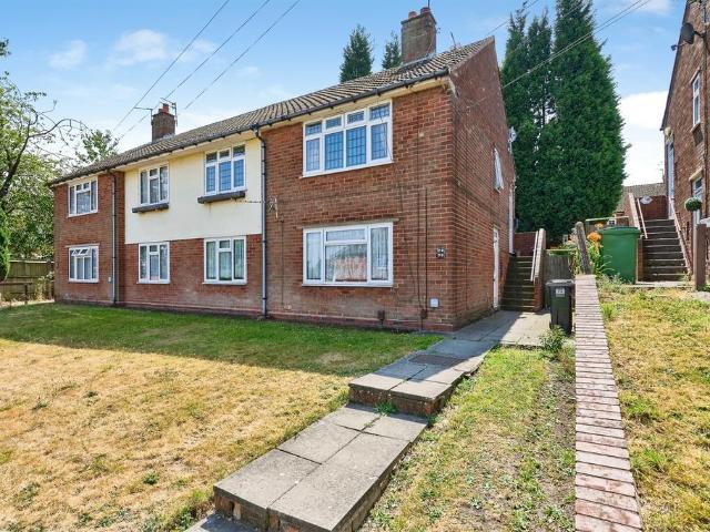 Flat for sale in Coseley, West Midlands