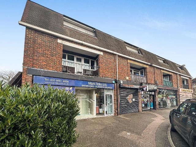 Flat for sale in London Borough of Croydon, Greater London