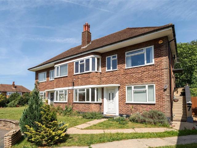 Flat for sale in Coney Hall, Greater London