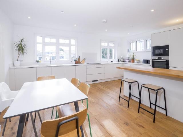 Flat for sale in Penbeagle, Cornwall