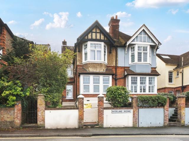 Flat for sale in Guildford Park, Westborough
