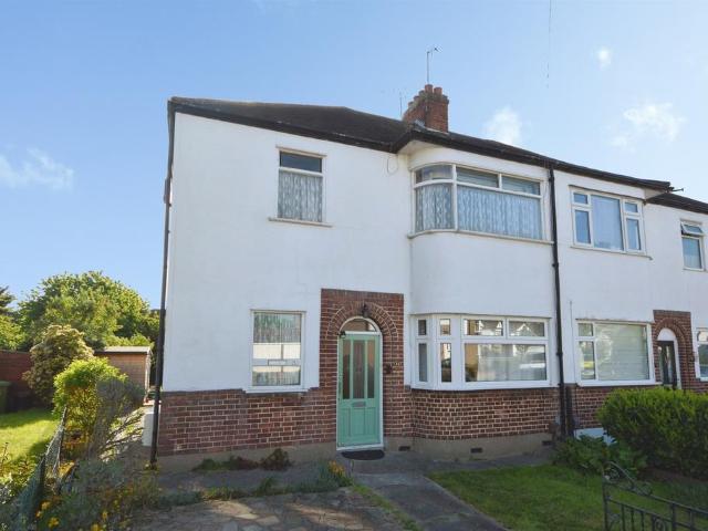 Flat for sale in London Borough of Havering, Greater London