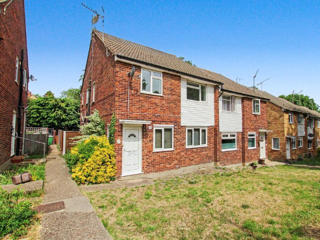 Flat for sale in Frognal, Greater London