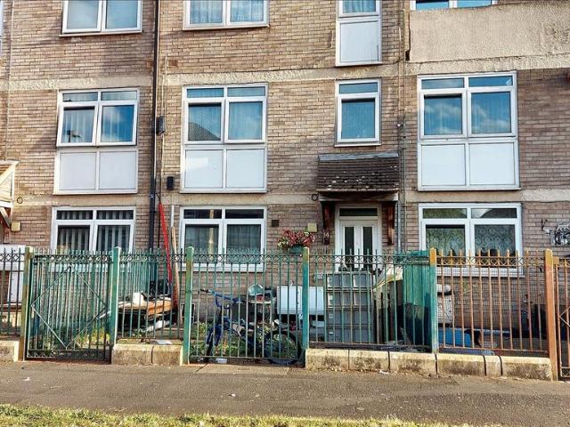 Flat for sale in St Matthew's, Old Wharf