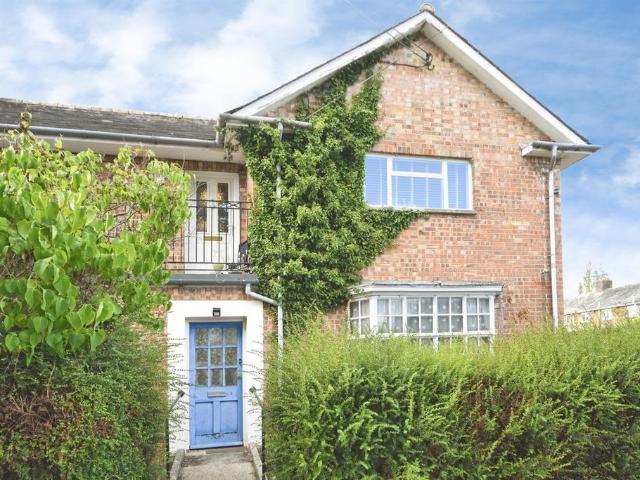 Flat for sale in Silver End, Braintree