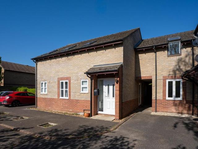 Flat for sale in Fen Drayton, Arrington