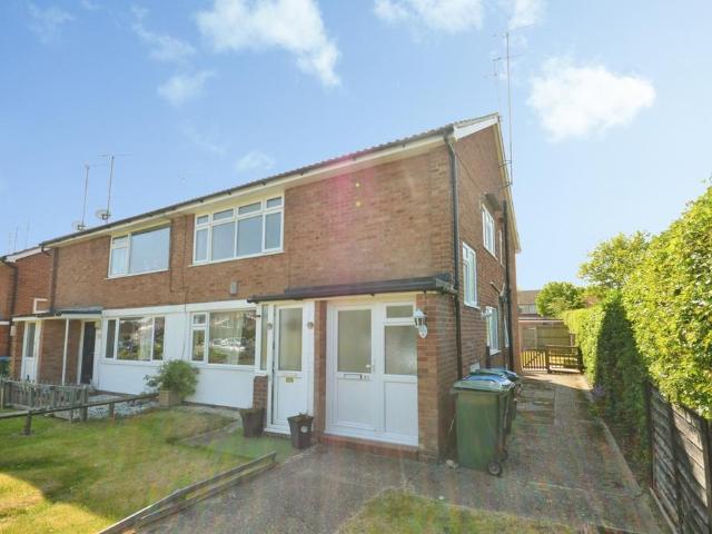 Flat for sale in Bedgrove, Aylesbury