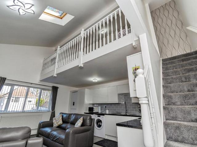 Flat for sale in Wimblebury, Chadsmoor
