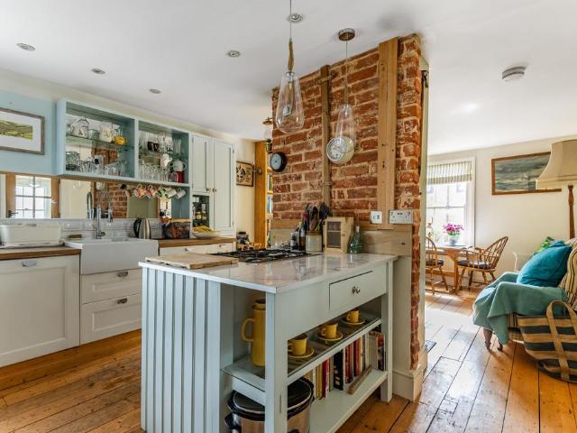 Flat for sale in Bolton Low Houses, Hampshire