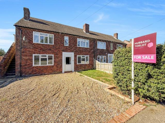 Flat for sale in London Borough of Croydon, Greater London