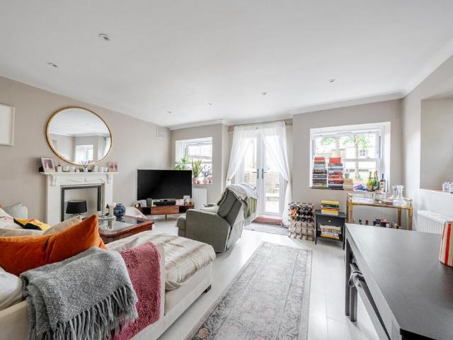 Flat for sale in Southfields, Isle Of Man