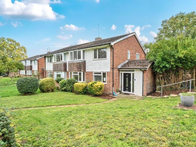 Flat for sale in Maidenhead