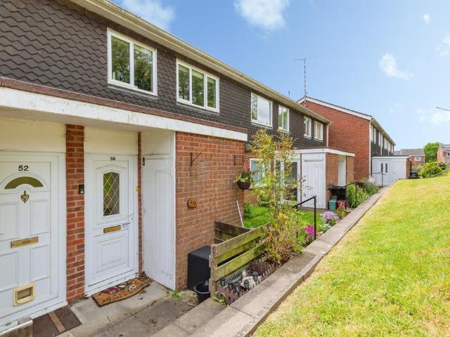Flat for sale in Woodloes Park, Green Close