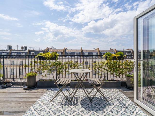 Flat for sale in Pimlico, Greater London